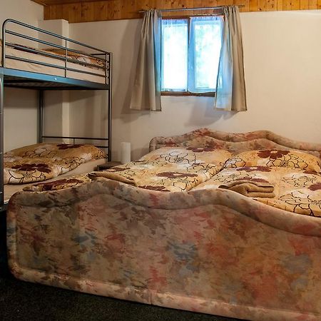 Lovecky Hotel Jivak Louceň Bagian luar foto